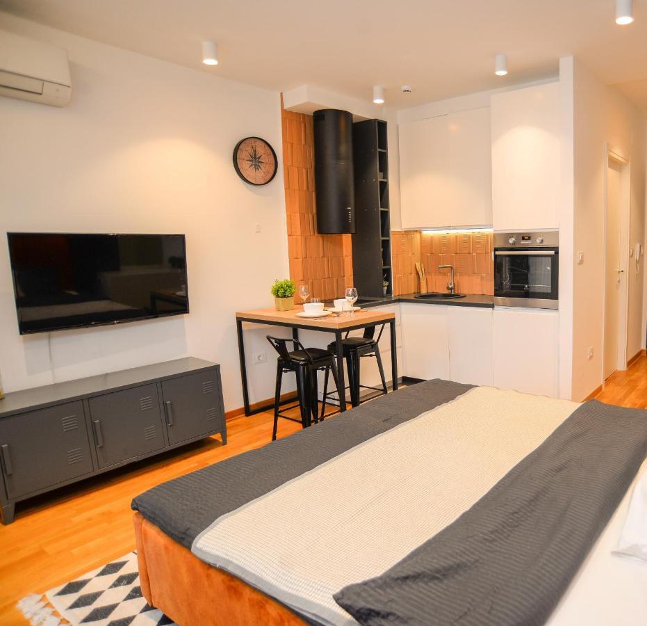 Design Apartment Near Gorica Park Подгорица Экстерьер фото