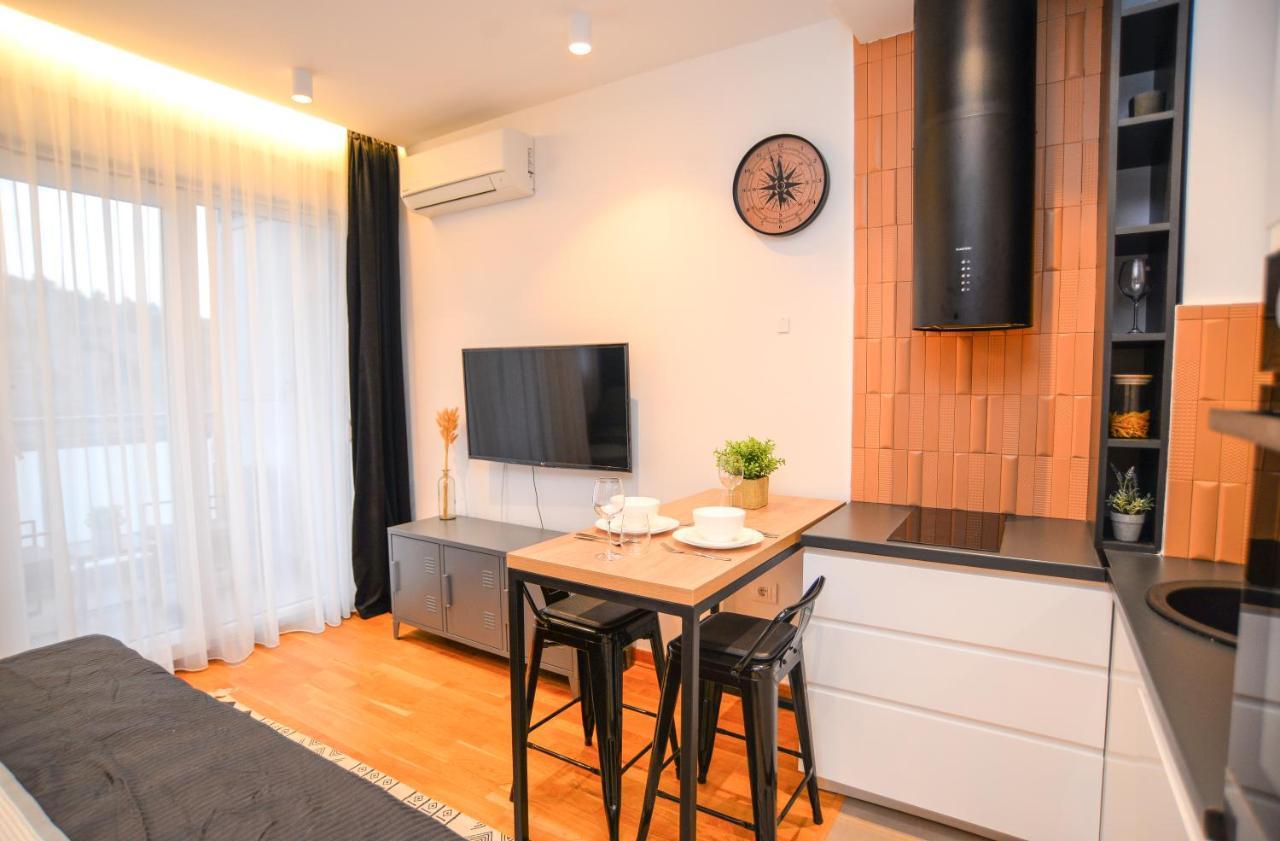 Design Apartment Near Gorica Park Подгорица Экстерьер фото
