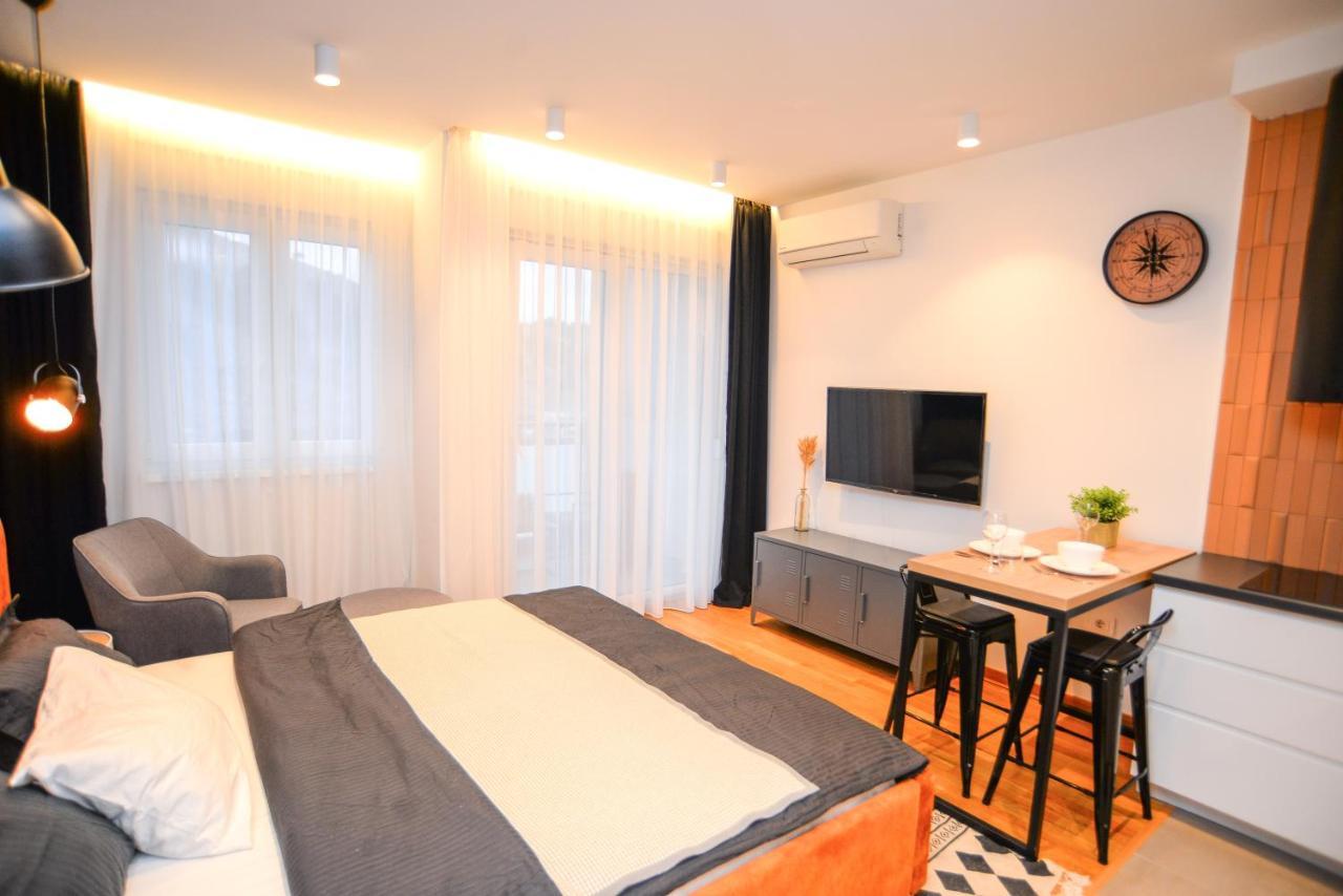 Design Apartment Near Gorica Park Подгорица Экстерьер фото